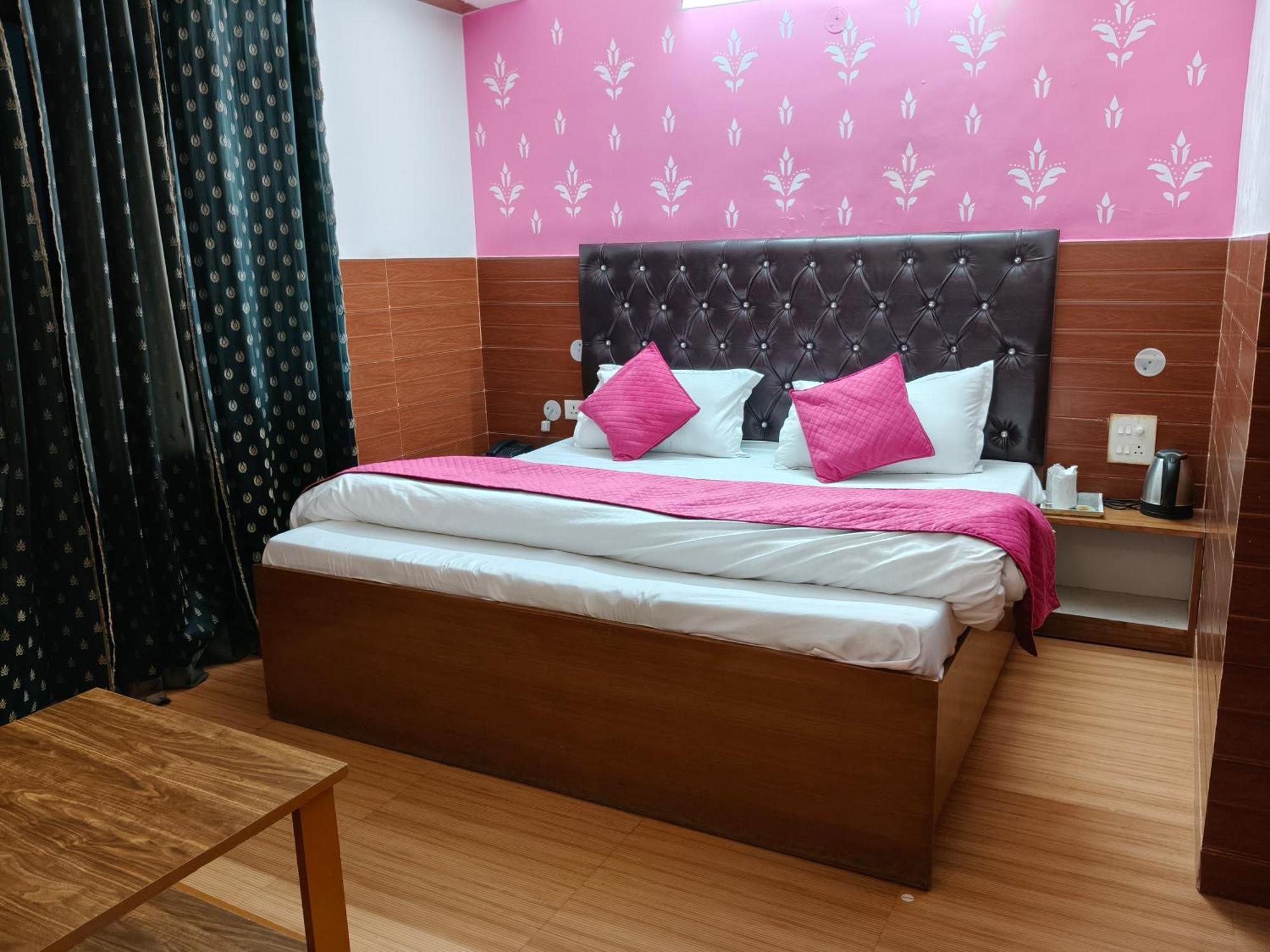 Hotel Kailash Residency Dehradun Exterior photo